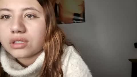 EIMY   MODEL INDEPENDENT online show from December 2024 05:37:02 AM