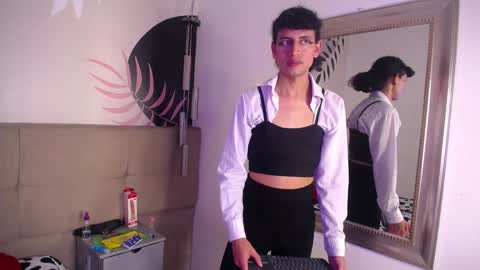 Eimyflorian online show from January 2025 05:54:01 PM