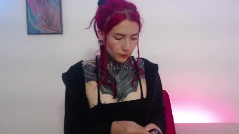 Carla online show from February 2025 01:00:02 AM