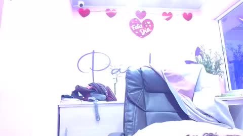 Snapshot of eireneninon chatting on November 2025 10:54:02 PM Eirene online show from November 2025 10:54:02 PM