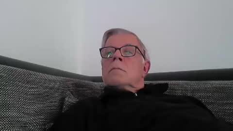Snapshot of eisbaer1957 chatting on January 2025 02:52:02 PM eisbaer1957 online show from January 2025 02:52:02 PM