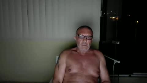 ekimolos online show from September 2025 02:27:02 AM