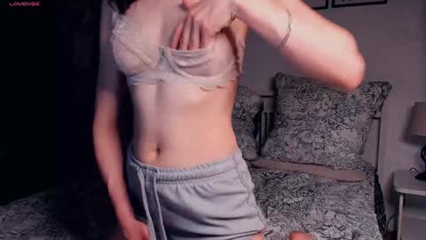 Elis 3 online show from February 2025 02:27:02 AM