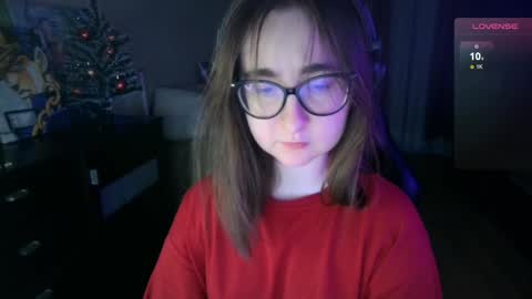 If you like it when I meow give me a thumbs up online show from December 2024 03:33:02 PM