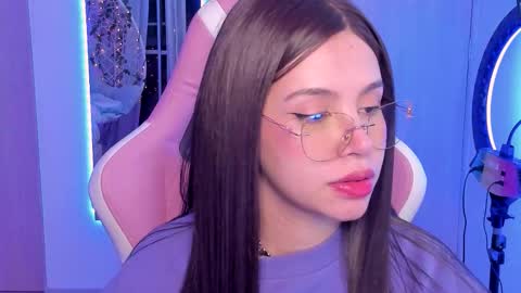 Ela online show from September 2025 04:27:02 AM