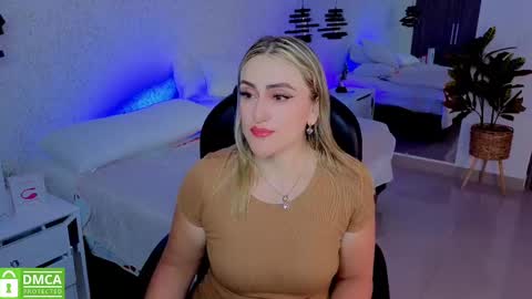 Snapshot of ela_ps chatting on October 2025 12:08:02 PM LOREIN online show from October 2025 12:08:02 PM