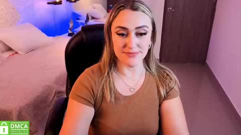 Snapshot of ela_ps chatting on October 2025 12:09:01 PM LOREIN online show from October 2025 12:09:01 PM