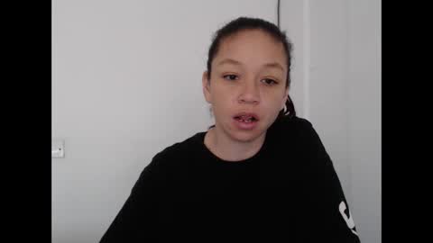 Snapshot of elaine_cooper_21 chatting on September 2025 07:35:01 PM Eli online show from September 2025 07:35:01 PM