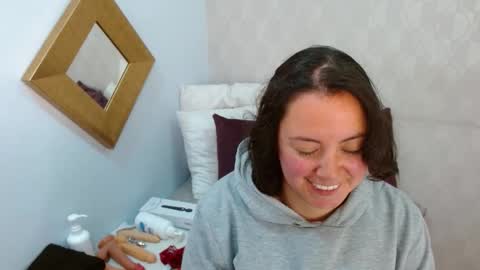 Snapshot of elamurray chatting on November 2025 08:08:02 PM elamurray online show from November 2025 08:08:02 PM