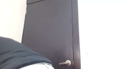 Snapshot of elamurray chatting on November 2025 11:12:02 AM elamurray online show from November 2025 11:12:02 AM