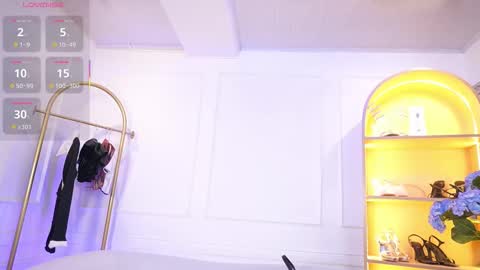 Snapshot of elasummeer chatting on October 2025 11:54:01 AM Elasummeer online show from October 2025 11:54:01 AM