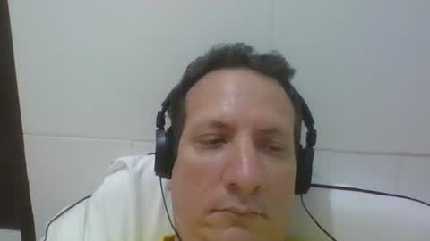 Snapshot of elcamello6 chatting on December 2024 10:51:02 AM elcamello6 online show from December 2024 10:51:02 AM