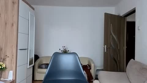 elchapoguzman95 online show from October 2025 09:31:01 AM