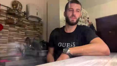 elchapoguzman95 online show from November 2025 06:50:02 PM