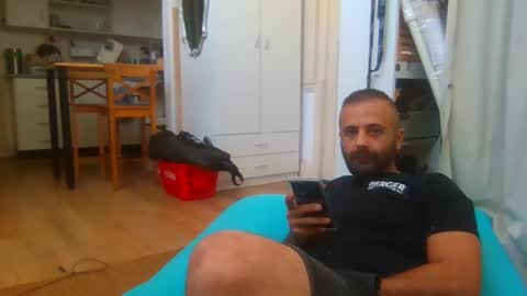 Snapshot of elcondorxo509107 chatting on October 2025 03:21:02 AM daniel18cmx online show from October 2025 03:21:02 AM