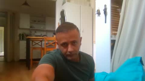 Snapshot of elcondorxo509107 chatting on October 2025 01:51:02 AM daniel18cmx online show from October 2025 01:51:02 AM