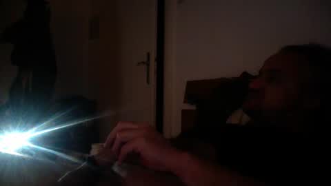 Snapshot of elcretinmo chatting on November 2025 03:50:01 AM elcretinmo online show from November 2025 03:50:01 AM