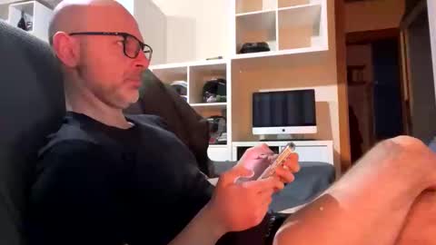 Snapshot of eldiablo844 chatting on February 2025 05:37:01 PM Eldiablo844 online show from February 2025 05:37:01 PM