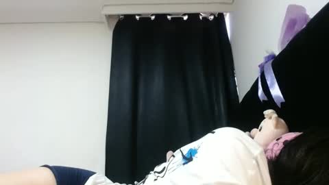 electraweb_09 online show from November 2025 01:00:01 PM