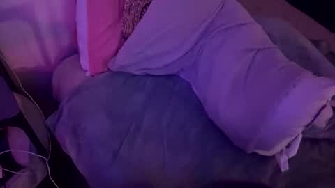 elegantblondevixen online show from September 2025 08:19:01 AM