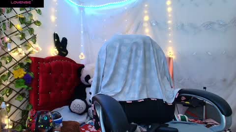 Snapshot of elektra_32 chatting on January 2025 09:40:02 AM elektra online show from January 2025 09:40:02 AM