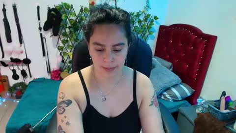 Snapshot of elektra_32 chatting on November 2025 05:03:01 PM elektra online show from November 2025 05:03:01 PM