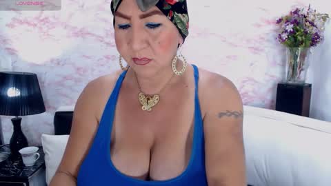 Snapshot of elektra_4_you chatting on January 2025 12:10:01 PM XIOMY give LIKE on my page online show from January 2025 12:10:01 PM