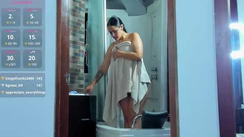 Elektra online show from October 2025 02:09:02 AM