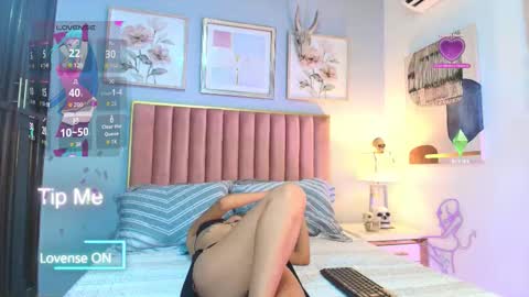 Snapshot of elektrablue_1 chatting on November 2025 07:57:01 PM Elektra online show from November 2025 07:57:01 PM