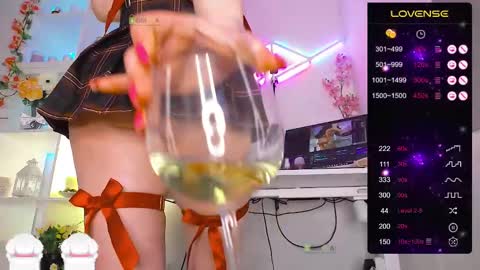 Snapshot of elena_marilyn chatting on March 2025 08:05:02 PM Elena online show from March 2025 08:05:02 PM