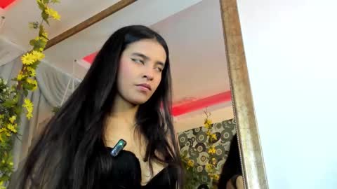 Elena online show from September 2025 12:06:01 PM