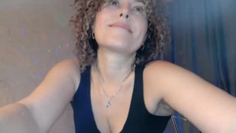 Snapshot of elenaza chatting on January 2025 05:23:02 PM elenaza online show from January 2025 05:23:02 PM