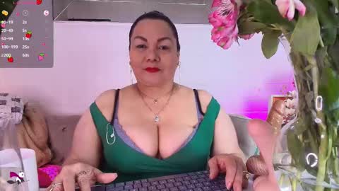 elenna_boobs_ online show from October 2025 06:44:01 AM