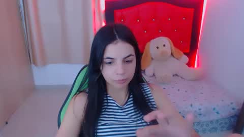 agnes online show from December 2024 05:39:01 PM