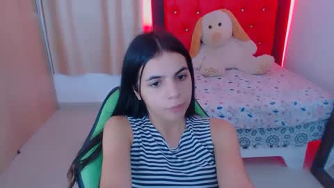 agnes online show from December 2024 05:59:02 PM