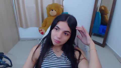 agnes online show from February 2025 05:42:01 PM