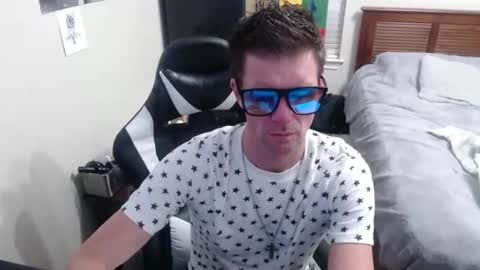 Walker online show from September 2025 03:10:02 AM