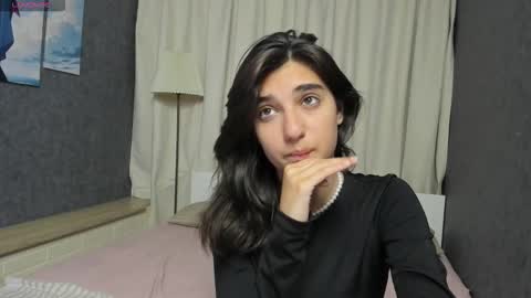 Snapshot of elfy_rare chatting on September 2025 08:20:01 PM Elfy online show from September 2025 08:20:01 PM