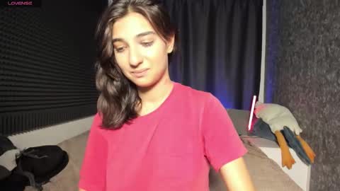 Snapshot of elfy_rare chatting on September 2025 04:12:01 PM Elfy online show from September 2025 04:12:01 PM