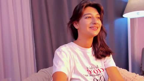 Snapshot of elfy_rare chatting on October 2025 03:07:02 PM Elfy online show from October 2025 03:07:02 PM