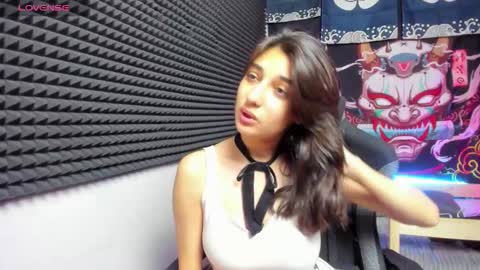 Snapshot of elfy_rare chatting on November 2025 02:40:02 PM Elfy online show from November 2025 02:40:02 PM