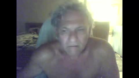 elgreko11 online show from September 2025 12:49:02 PM