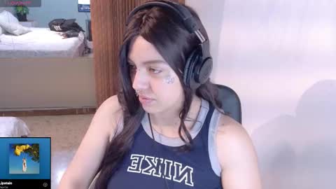 Snapshot of eli666uwu chatting on October 2025 06:15:02 PM eli666uwu online show from October 2025 06:15:02 PM