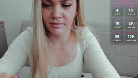 Snapshot of elia_ chatting on February 2025 09:35:01 AM Ella online show from February 2025 09:35:01 AM