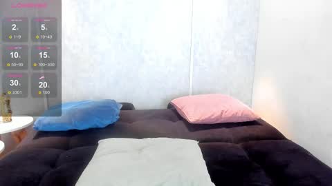  Elian  online show from October 2025 03:46:02 PM