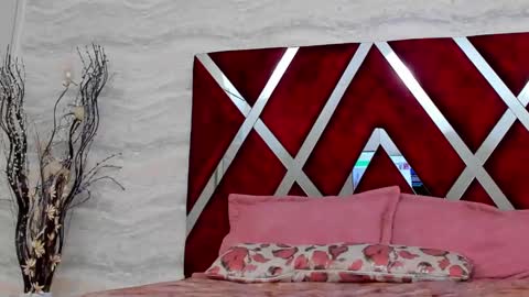 Elian online show from January 2025 03:00:02 PM