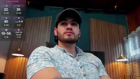 Elian online show from December 2025 07:40:01 PM