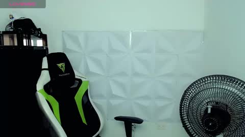 bby-santy online show from December 2024 03:50:02 PM