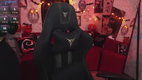 Snapshot of elika_kay chatting on October 2025 10:23:02 PM MORE ME online show from October 2025 10:23:02 PM