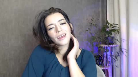 Snapshot of elinapretty chatting on October 2025 11:25:01 PM Elina online show from October 2025 11:25:01 PM